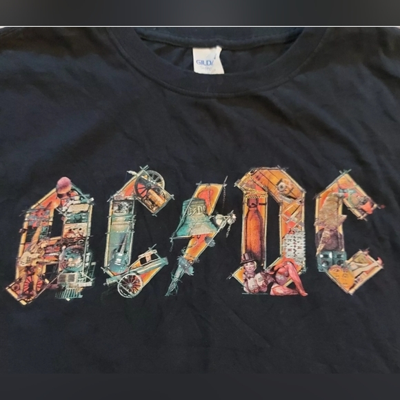 ACDC AC/DC T-Shirt In Rock We Trust Gildan Album Cover Collage Size Large - Picture 4 of 10